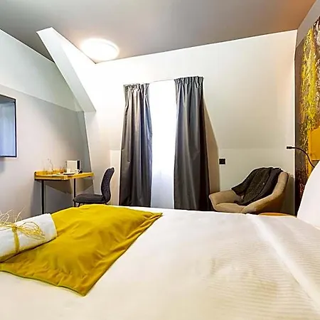 Berti - Centre Gare 3*