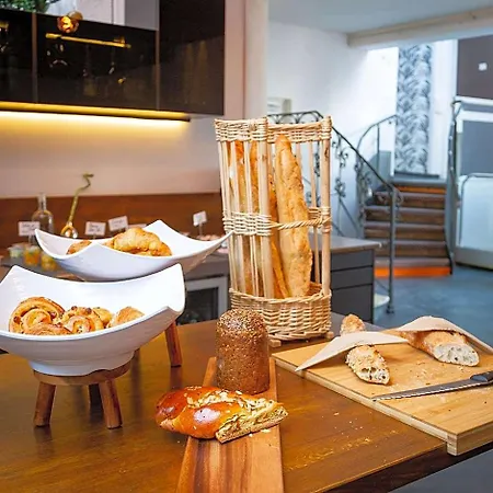 Berti - Centre Gare Szálloda 3*