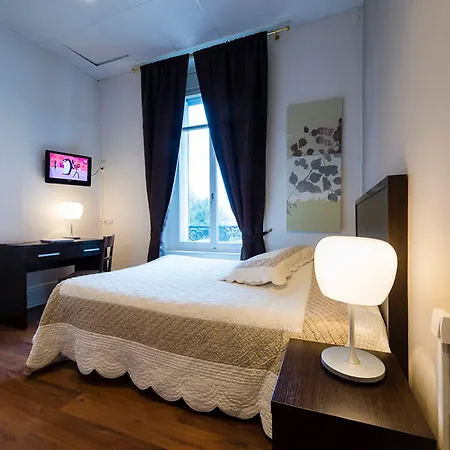 Hotel Berti - Centre Gare 3*