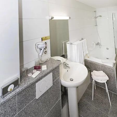 Berti - Centre Gare 3*