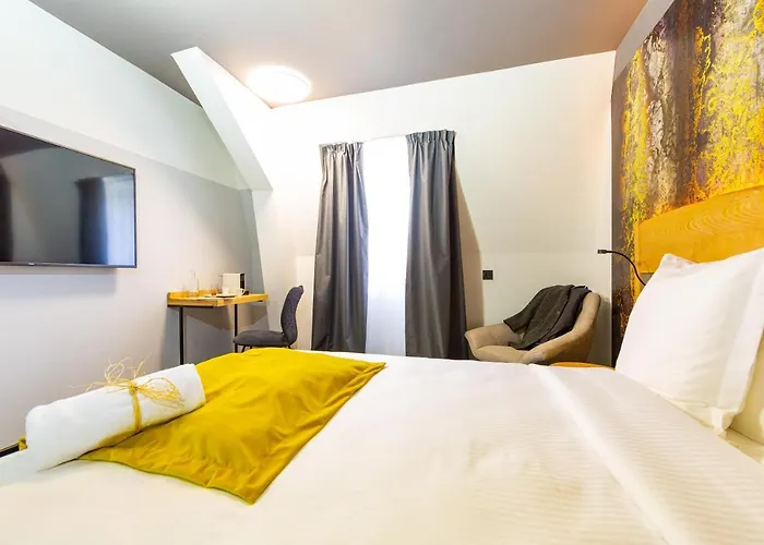 Hotel Berti - Centre Gare 3*